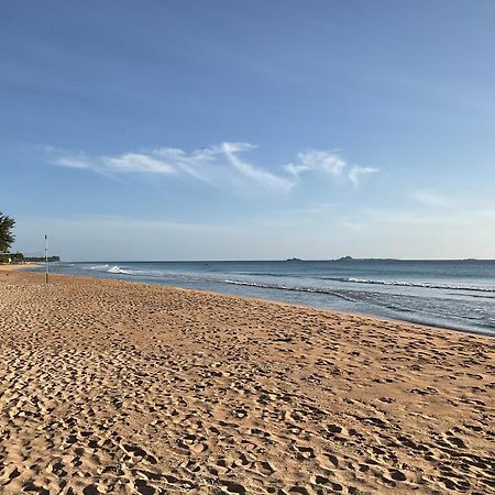Appartamento Luxury Penthouse, Nilaveli Trincomalee Esterno foto